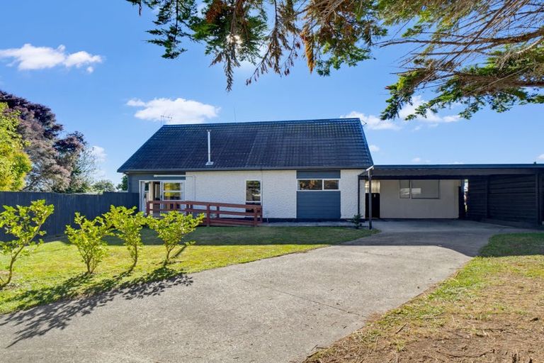 Photo of property in 8 Buller Place, Westbrook, Palmerston North, 4412