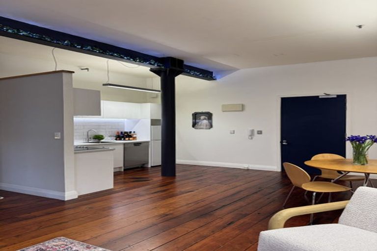 Photo of property in Hannahs Warehouse Apartments, 22/13 Leeds Street, Te Aro, Wellington, 6011