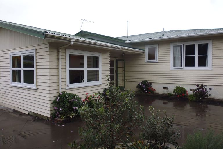 Photo of property in 16 Henderson Street, Whakatane, 3120