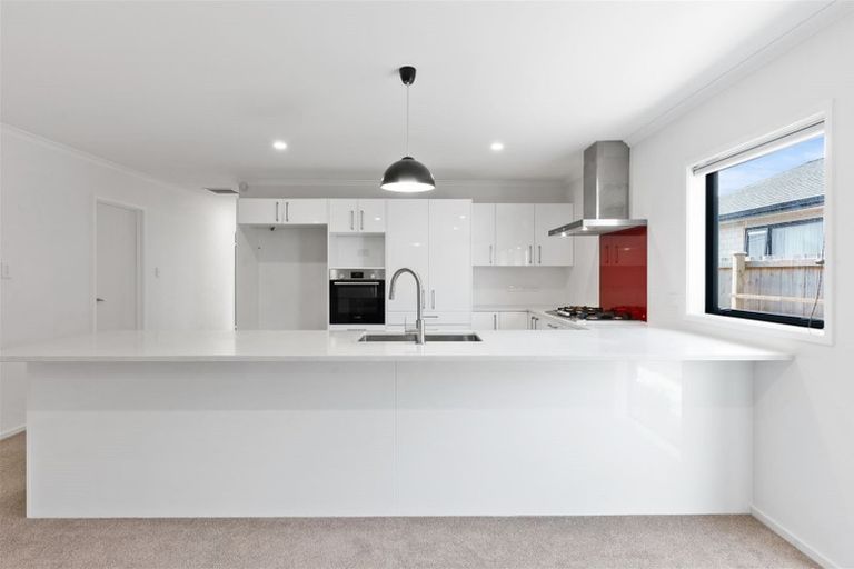 Photo of property in 11 Maioha Road, Pukekohe, 2120