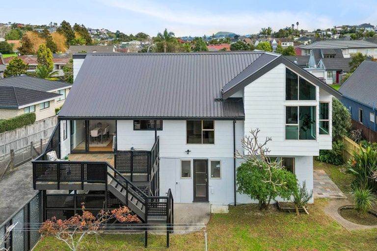 Photo of property in 41a Vivian Wilson Drive, Eastern Beach, Auckland, 2012