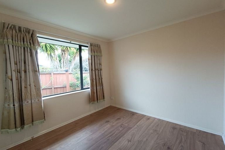 Photo of property in 213 Kilkenny Drive, East Tamaki Heights, Auckland, 2016