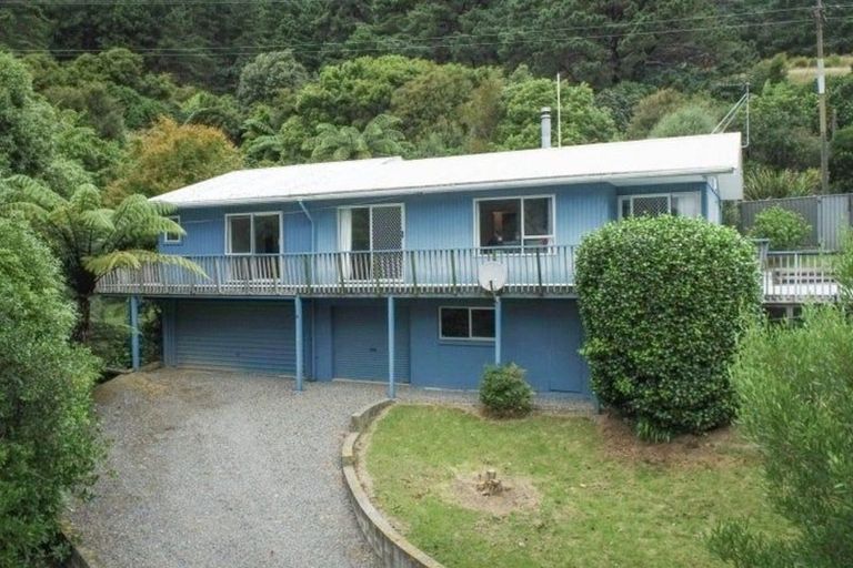 Photo of property in 6 Mccormicks Road, Whatamango Bay, Picton, 7281