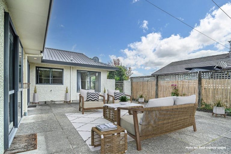 Photo of property in 22 Woodlands Drive, Havelock North, 4130