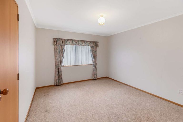 Photo of property in 5 Wanganui Road, Marton, 4710