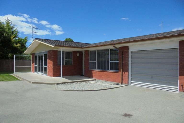 Photo of property in 31 Guinness Crescent, Ilam, Christchurch, 8041