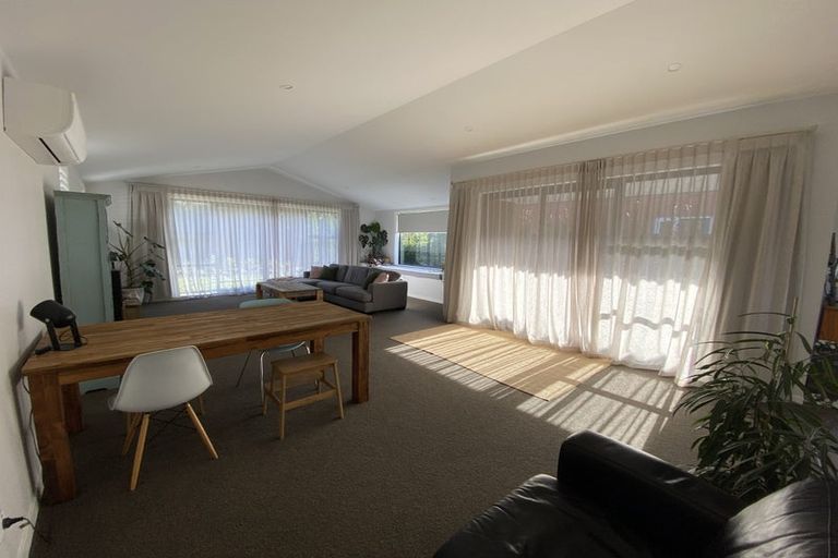 Photo of property in 6 Taylor Street, Cambridge, 3434