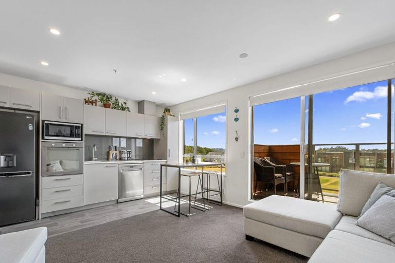 Photo of property in 206/160d Hobsonville Point Road, Hobsonville, Auckland, 0616