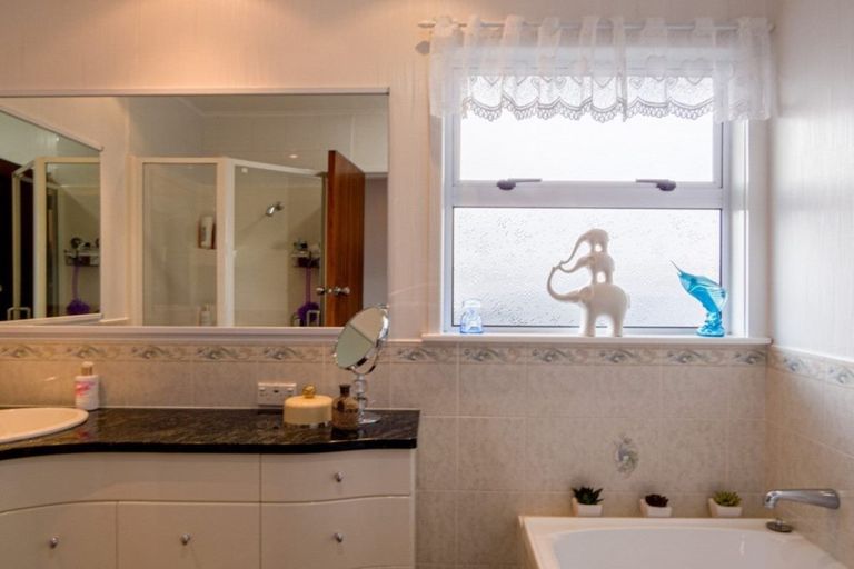 Photo of property in 5 Olympic Drive, Whakatane, 3120