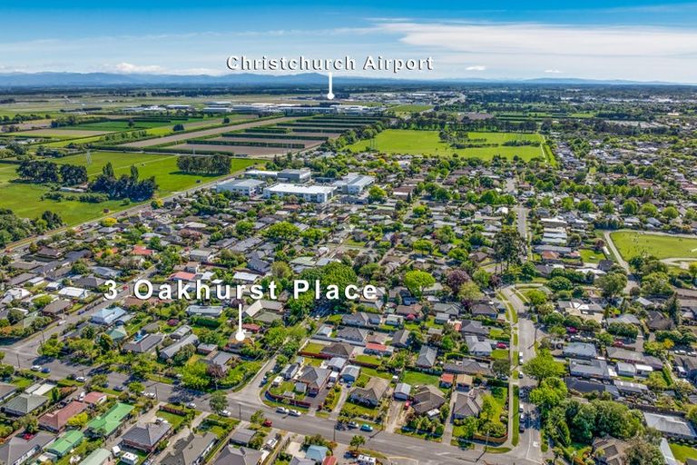 Photo of property in 3 Oakhurst Place, Russley, Christchurch, 8042