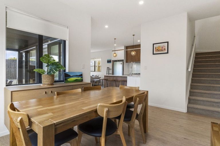 Photo of property in 42 Skua Road, Hobsonville, Auckland, 0616