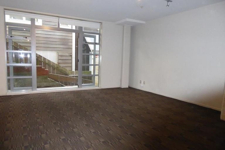 Photo of property in Vespa Apartments, 305/20 Hanson Street, Mount Cook, Wellington, 6021