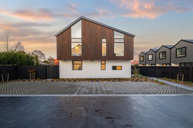 Photo of property in 6/66 Cleveland Street, Edgeware, Christchurch, 8013