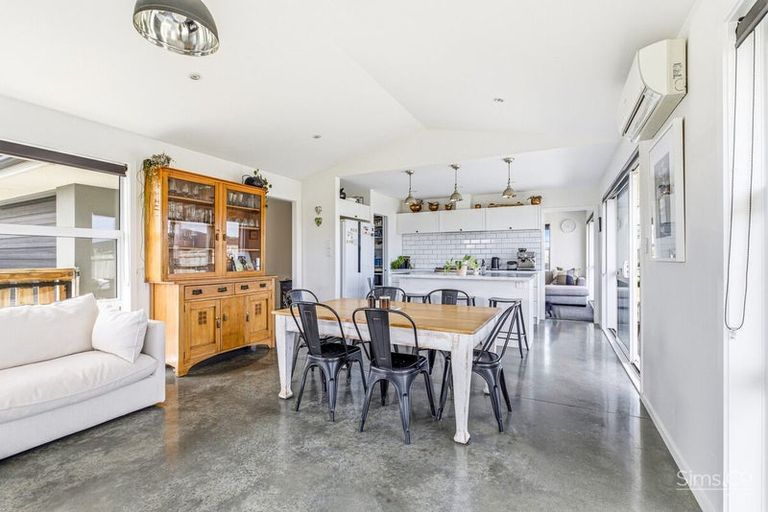 Photo of property in 9 Simon Street, Tawhero, Whanganui, 4501