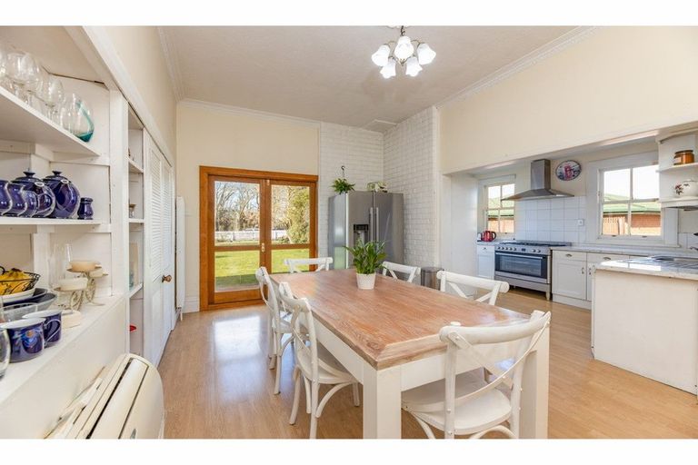 Photo of property in 53 Railway Road, Rangiora, 7400