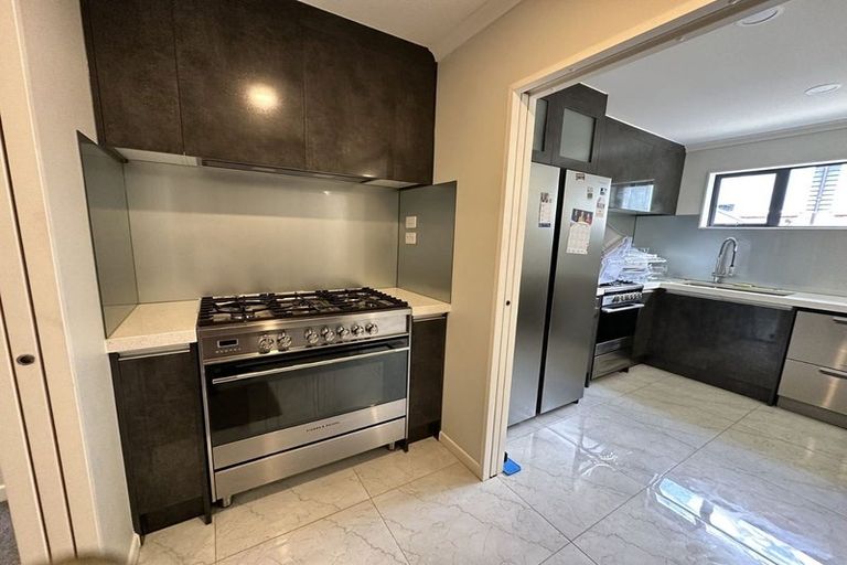 Photo of property in 21a Fairmount Road, Titirangi, Auckland, 0604