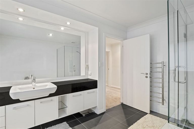 Photo of property in 20 Langford Place, Dairy Flat, Albany, 0792