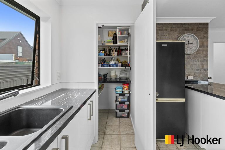 Photo of property in 13c Nelson Street, Papakura, 2110