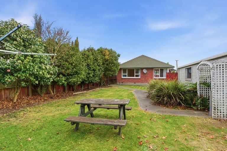 Photo of property in 50 Staveley Street, Avonhead, Christchurch, 8042