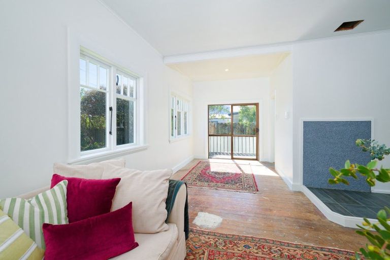 Photo of property in 14 Beach Road, Kaikoura, 7300