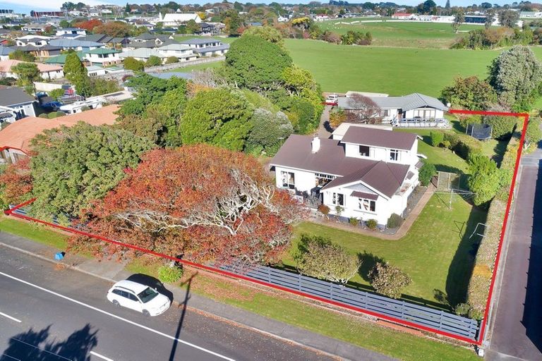 Photo of property in 27 Maire Street, Hawera, 4610