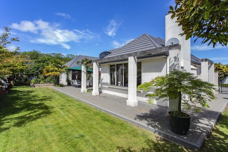 Photo of property in 6 Palazzo Lane, Riccarton, Christchurch, 8011