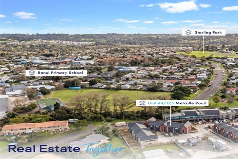 Photo of property in 125 Metcalfe Road, Ranui, Auckland, 0612