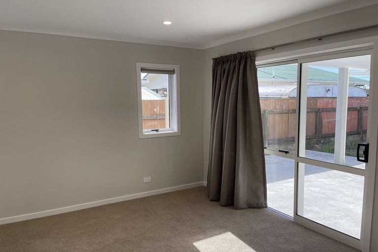 Photo of property in 77a Meeanee Road, Taradale, Napier, 4112