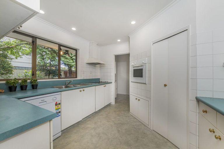 Photo of property in 278 Memorial Avenue, Burnside, Christchurch, 8053