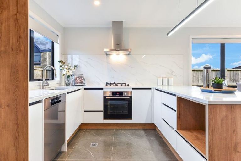 Photo of property in 9d North Ridge Drive, Rototuna North, Hamilton, 3210