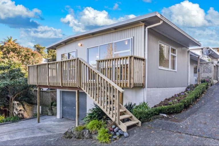 Photo of property in 3/23 Lake Road, Northcote, Auckland, 0627