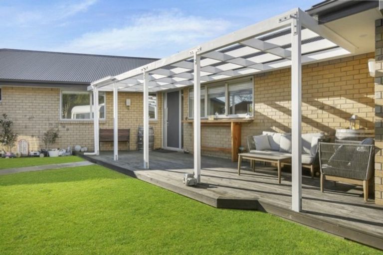 Photo of property in 27 Spring Place, Leeston, 7632