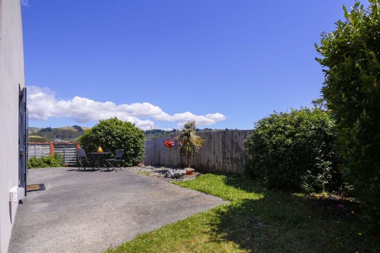 Photo of property in 28a James Cook Drive, Whitby, Porirua, 5024