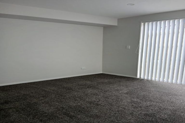 Photo of property in 44 Everglade Drive, Goodwood Heights, Auckland, 2105
