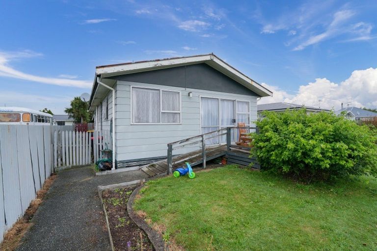 Photo of property in 11 Boyne Street, Clifton, Invercargill, 9812
