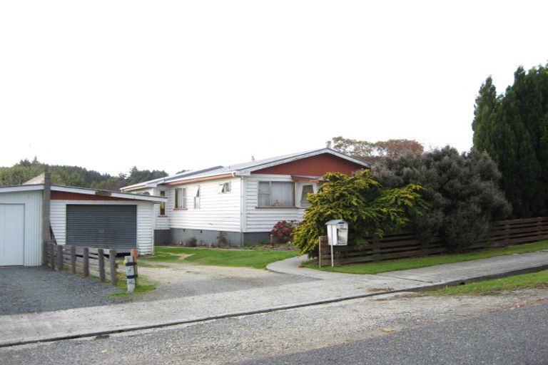 Photo of property in 43 Needles Street, Kaitangata, 9210