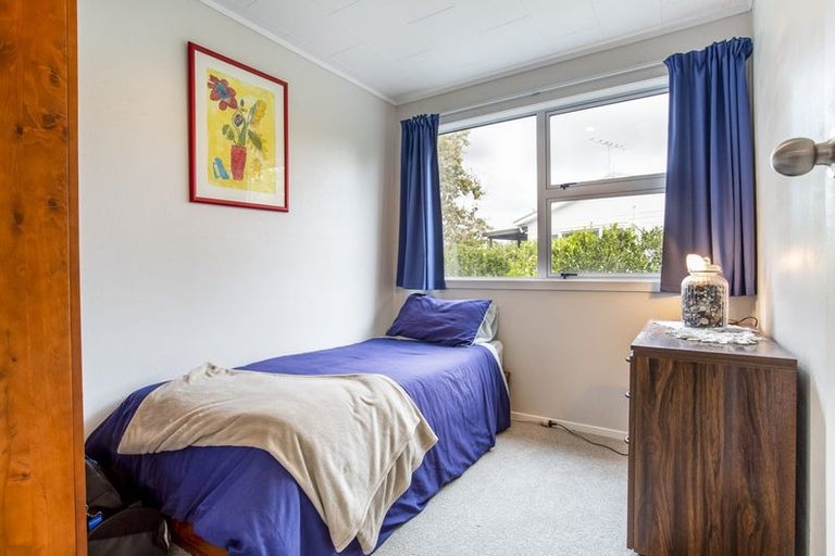 Photo of property in 93 Awaroa Road, Helensville, 0800