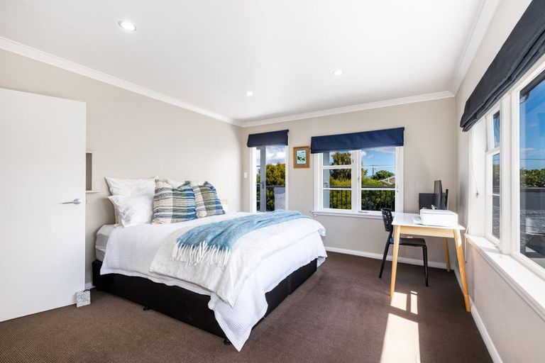 Photo of property in 20 Tuatoru Street, Eastbourne, Lower Hutt, 5013