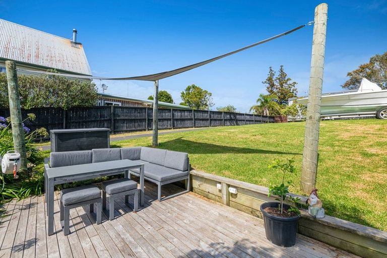 Photo of property in 6 Kauri Road, Stanmore Bay, Whangaparaoa, 0932