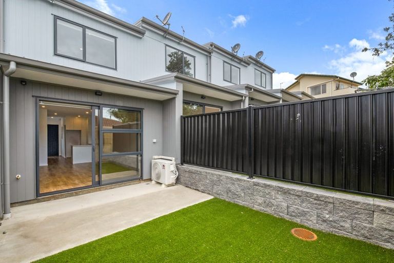 Photo of property in 3/28 Matapouri Road, Mangere Bridge, Auckland, 2022