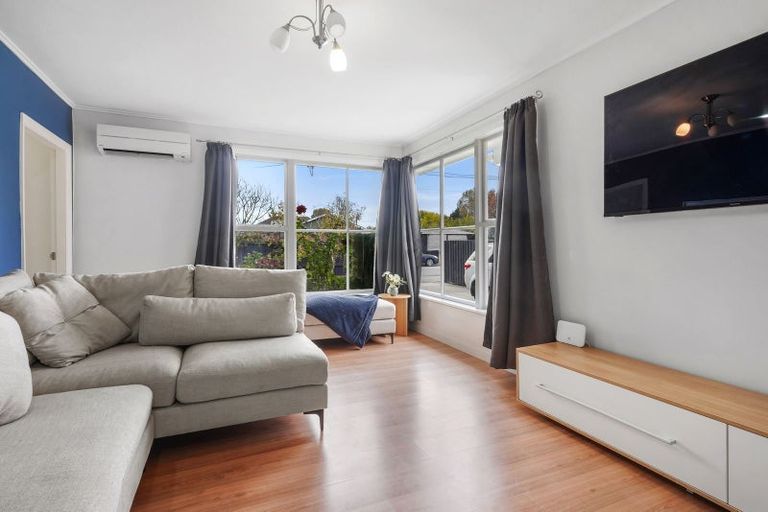 Photo of property in 5 Guildford Street, Burnside, Christchurch, 8053
