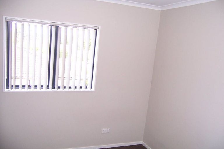 Photo of property in 45 Sunline Avenue, Massey, Auckland, 0614