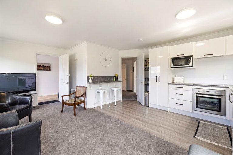Photo of property in 108 Panorama Terrace, Queenstown, 9300