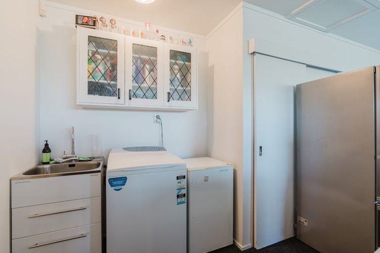 Photo of property in 1 Jean Place, Pukete, Hamilton, 3200