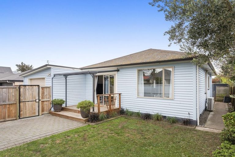Photo of property in 12 Proctor Street, Papanui, Christchurch, 8053