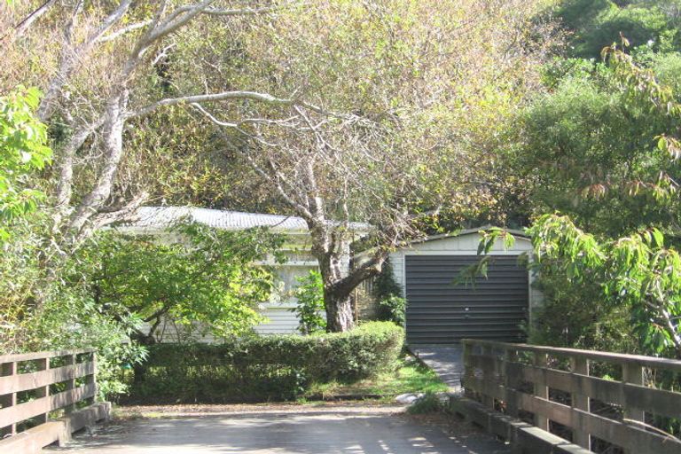 Photo of property in 14 Montgomery Avenue, Karori, Wellington, 6012