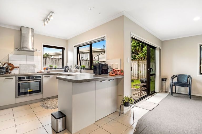 Photo of property in 64b Martyn Street, Waiuku, 2123