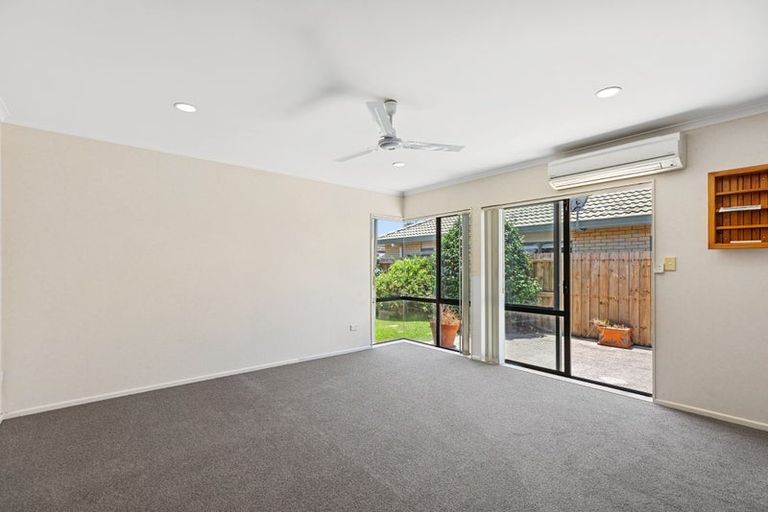 Photo of property in 24 Evansbel Place, Papamoa Beach, Papamoa, 3118