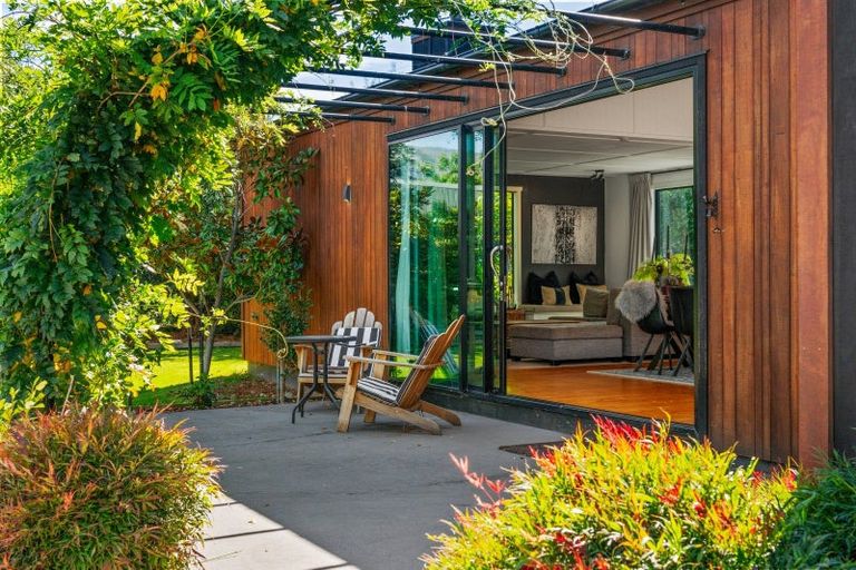 Photo of property in 1 Riesling Way, Cromwell, 9310