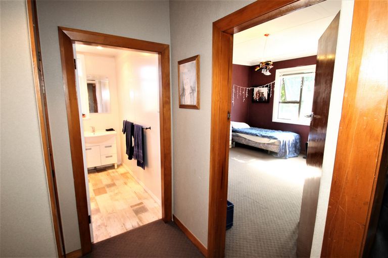 Photo of property in 180 Gladstone Road North, Mosgiel, 9024